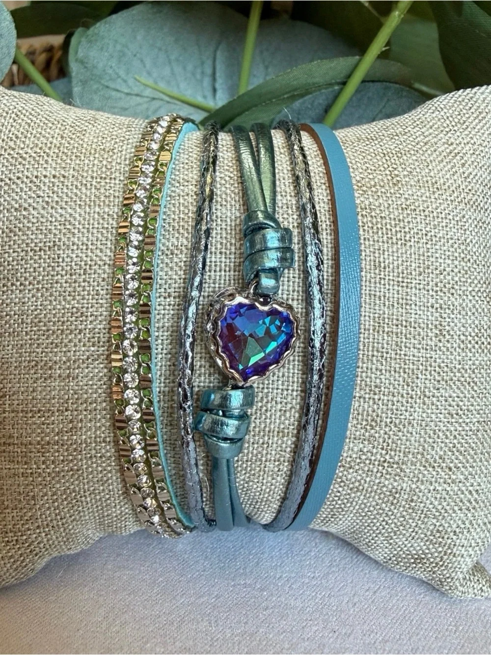Ryze Party Vegan Leather Wrap Bracelet Heart Crystal Magnetic Clasp 7.5